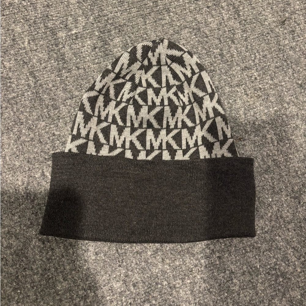 Michael Kors Two Tone Gray MK Patterned Beanie